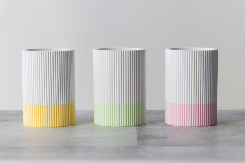 ツートンカラーのペンスタンド